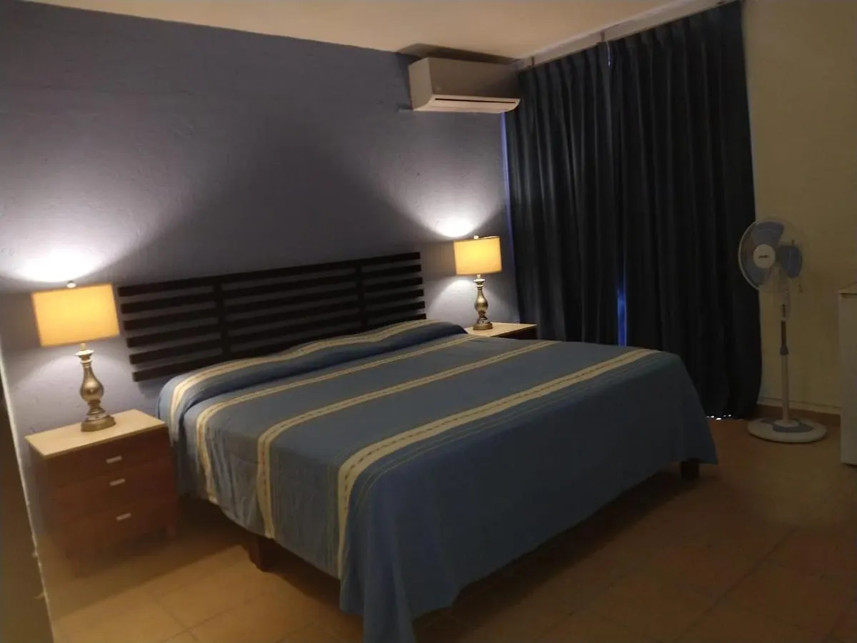 Hotel Pension San Juan بلايا ديل كارمن 3*,