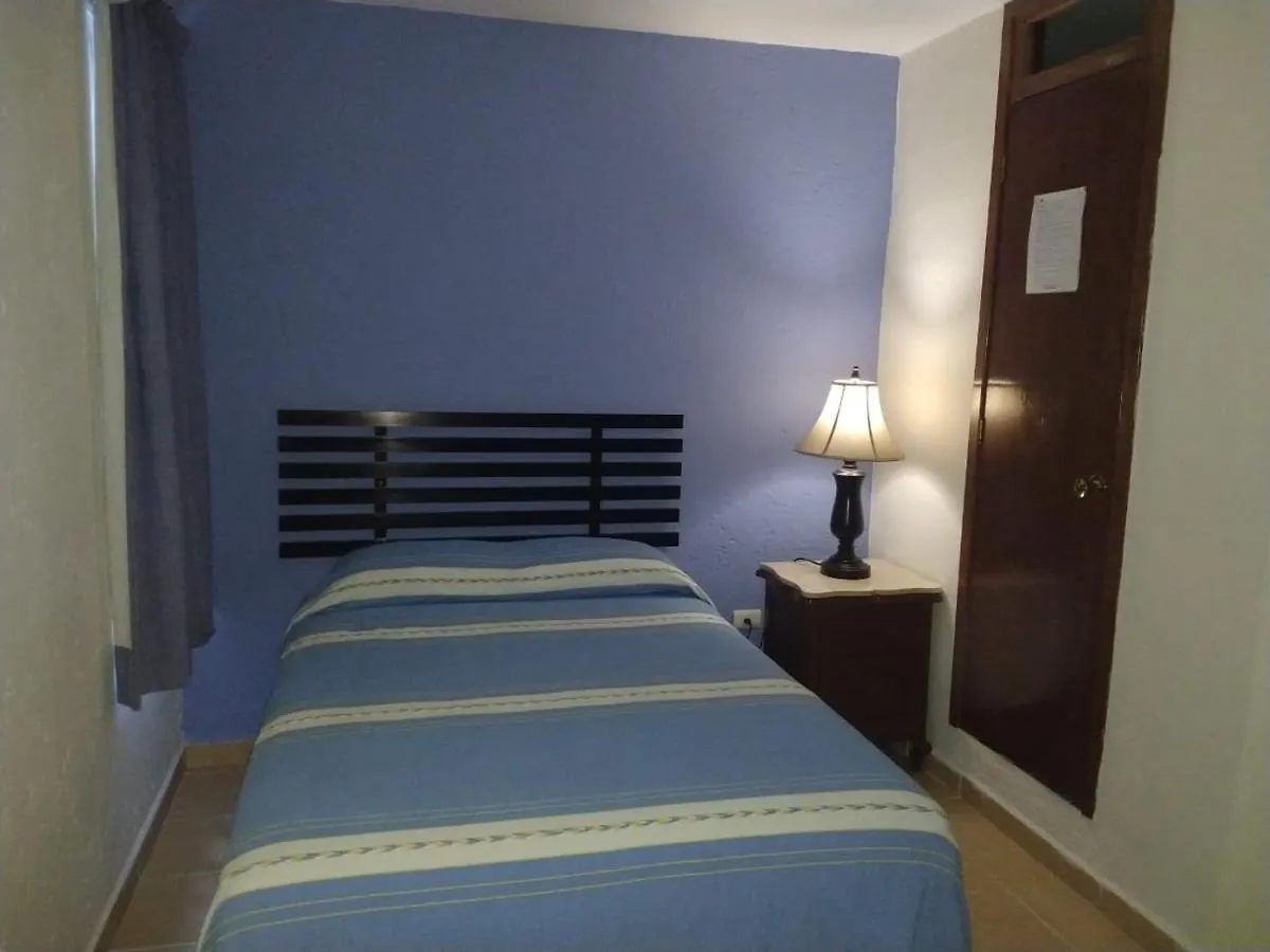 Hotel Pension San Juan بلايا ديل كارمن