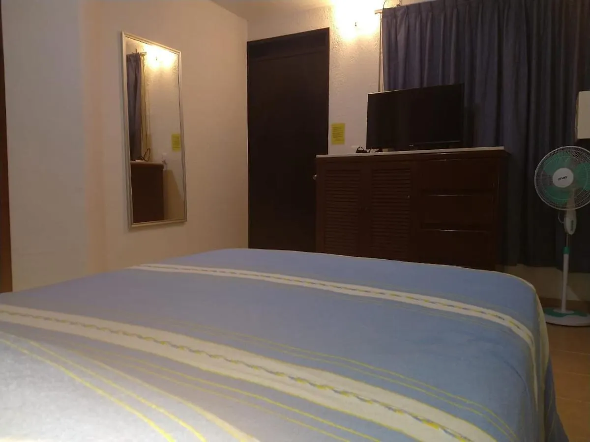 פלאייה דל כרמן Hotel Pension San Juan