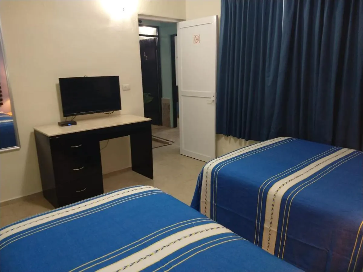 פלאייה דל כרמן Hotel Pension San Juan  פלאייה דל כרמן