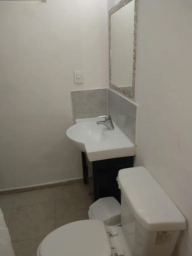 פלאייה דל כרמן Hotel Pension San Juan