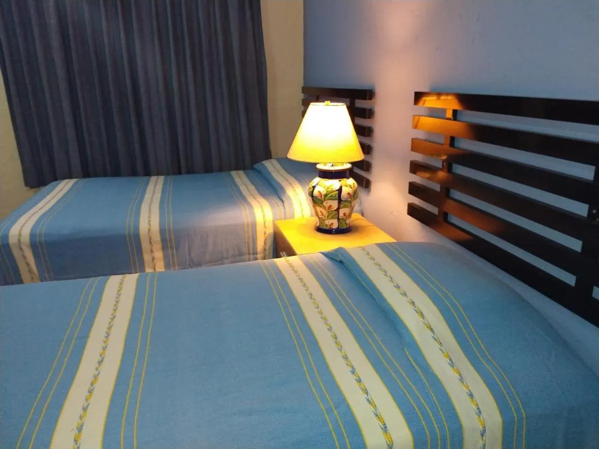 ***  פלאייה דל כרמן Hotel Pension San Juan מקסיקו