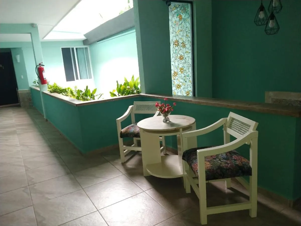 פלאייה דל כרמן Hotel Pension San Juan